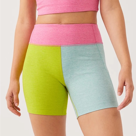 Outdoor Voices Pants - Outdoor Voices Warmup 5” Short